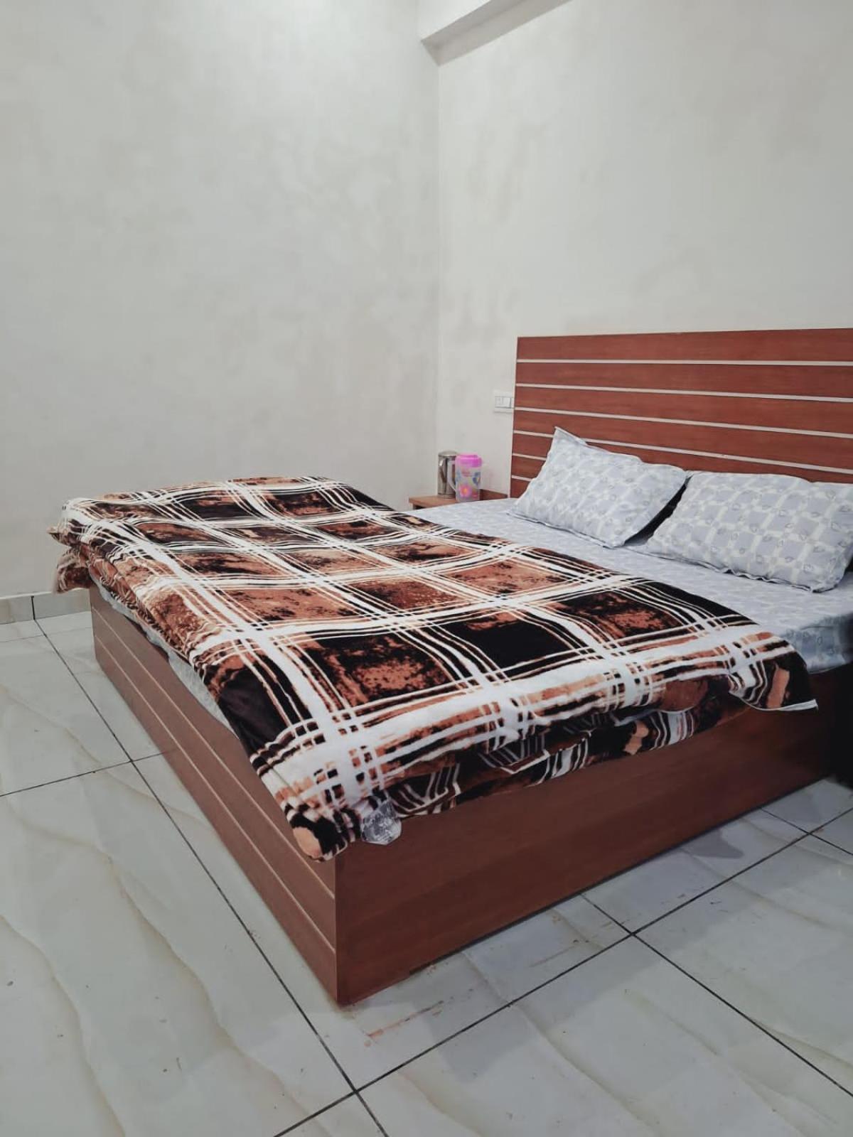 Chandarshila Hike Homestay Ukhimath Экстерьер фото